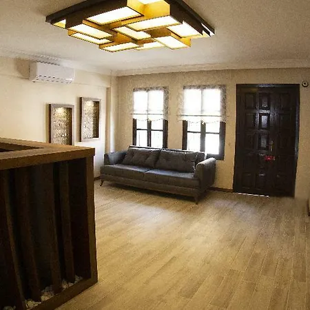 Old Town Boutique فندق 3*