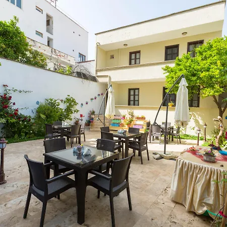 Old Town Boutique Hotel