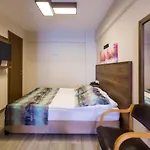 Отель Old Town Boutique